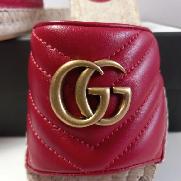 NEW GUCCI GG MARMONT MATELASSE LEATHER ESPADRILLE SANDALS RED/GOLD SZ 37 - Picture 13 of 16